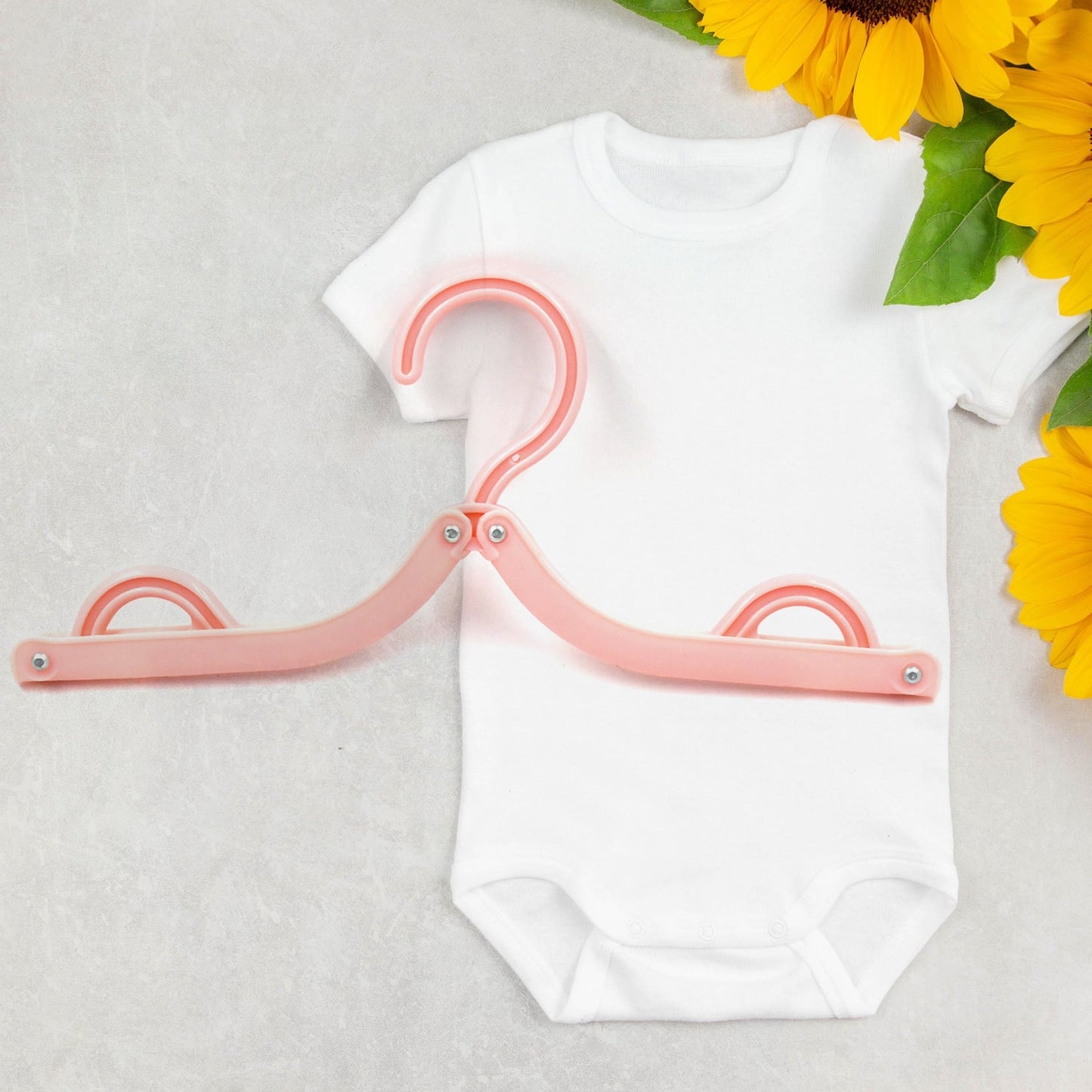Portable travel clothes hangers with a folding design, 10 pieces for easy carrying.