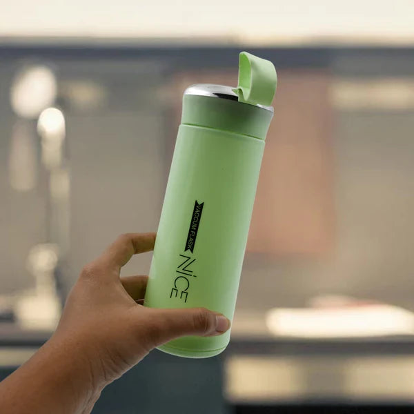 Leakproof glass water bottle 400ml ideal for hot and cold drinks